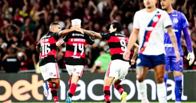 Flamengo derrota o Bahia e vence a terceira seguida no Brasileirão