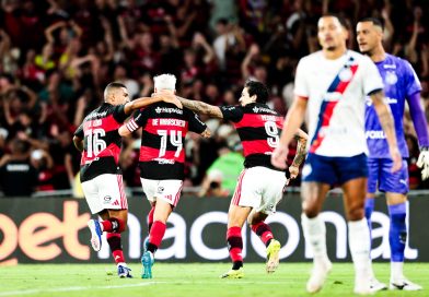Flamengo derrota o Bahia e vence a terceira seguida no Brasileirão