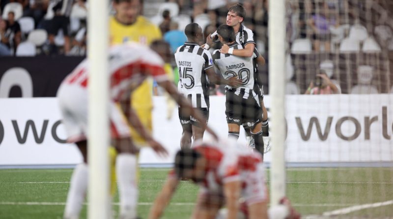 Botafogo vence Independiente Petrolero pela Sul-Americana