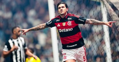 Flamengo tem primeiro tempo arrasador e goleia o Atlético-MG em Belo Horizonte