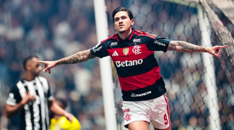Flamengo tem primeiro tempo arrasador e goleia o Atlético-MG em Belo Horizonte