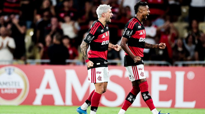 Flamengo goleia o Independiente Medellín e segue 100% na Libertadores