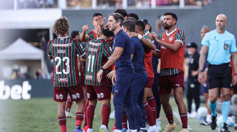 Fluminense vence Santos de virada na Vila Belmiro