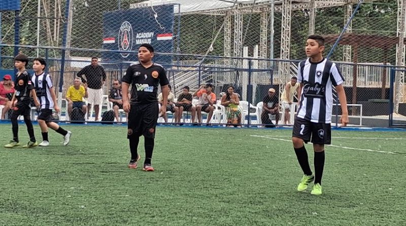 Botafogo vence Solimões e segue invicto no soccer society sub-11