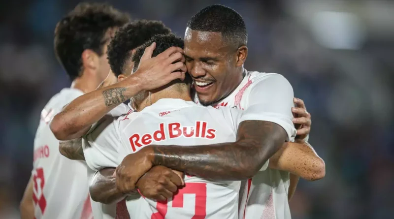 Red Bull Bragantino conquista segunda maior vitória brasileira na Bolívia