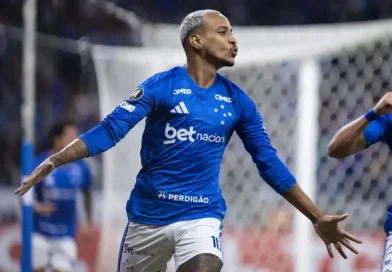 Cruzeiro goleia Barcelona-EQU e vai às oitavas da Libertadores Cruzeiro goleia Barcelona-EQU e vai às oitavas da Libertadores