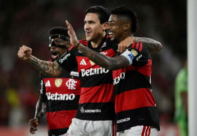 Flamengo vence o Cusco e fica próximo de primeiro lugar geral na fase de grupo da Libertadores Flamengo vence o Cusco e fica próximo de primeiro lugar geral na fase de grupo da Libertadores