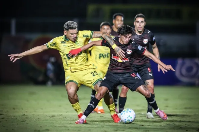 Mirassol vence Bragantino por 2 x 1 e vai às oitavas da Copa do Brasil