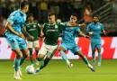 Palmeiras e Santos empatam em clássico frenético no Allianz Parque