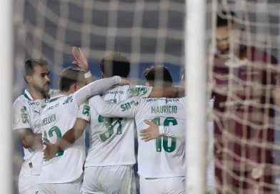 Palmeiras goleia Jacuipense e confirma vaga nas oitavas da Copa do Brasil