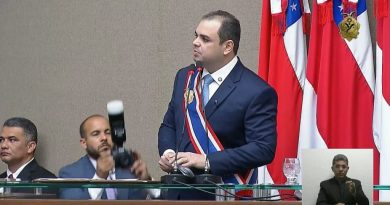 Roberto Cidade toma posse como governador do Amazonas