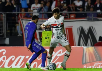 Em estreia de Dorival, São Paulo empata com o Millonarios pela Sul-Americana Em estreia de Dorival, São Paulo empata com o Millonarios pela Sul-Americana