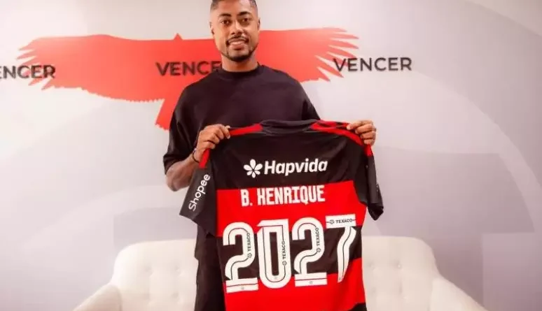 Bola na Rede: Flamengo renova com Bruno Henrique até 2027