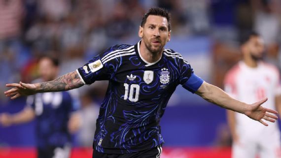Hermanos 100%! Argentina vence Jordânia e se classifica em primeiro no grupo J