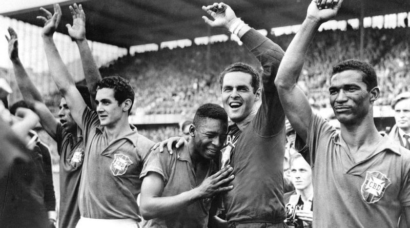 Pelé foi o único jogador de futebol na história a vencer três Copas do Mundo