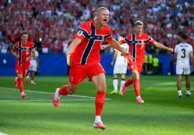 Com show de Haaland, Noruega vence Iraque na estreia da Copa Com show de Haaland, Noruega vence Iraque na estreia da Copa