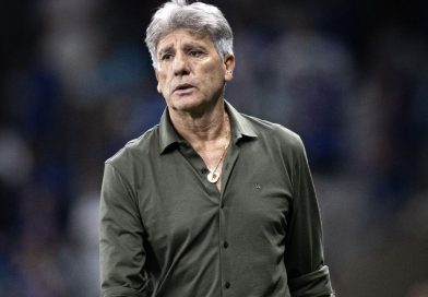 Vasco anuncia a saída do técnico Renato Gaúcho