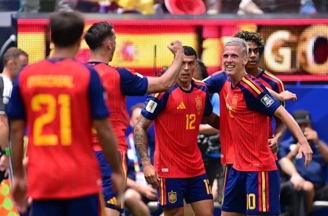 Espanha vence Bélgica nos minutos finais e garante vaga na semifinal contra a França