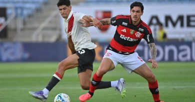 Flamengo empata com River Plate em amistoso disputado em Portugal Flamengo empata com River Plate em amistoso disputado em Portugal
