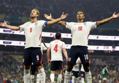  Inglaterra elimina México em jogo de cinco gols na Copa do Mundo