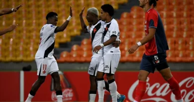 Vasco empata contra o Independiente Medellín e deixa decisão aberta na Copa Sul-Americana