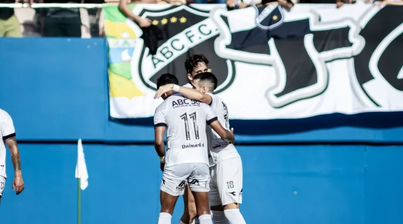 ABC vence Nacional e pode até empatar em Natal para voltar à Série C