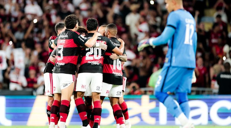 No clássico 400 da história, Flamengo vence o Botafogo por 3 a 0 e segue na briga pela liderança No clássico 400 da história, Flamengo vence o Botafogo por 3 a 0 e segue na briga pela liderança