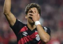 Athletico-PR vence Vitória e larga na frente nas oitavas da Copa do Brasil Athletico-PR vence Vitória e larga na frente nas oitavas da Copa do Brasil