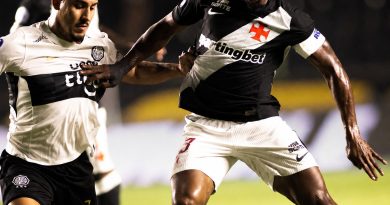 Vasco e Olimpia não saem do zero e deixam eliminatória da Sul-Americana em aberto Vasco e Olimpia não saem do zero e deixam eliminatória da Sul-Americana em aberto