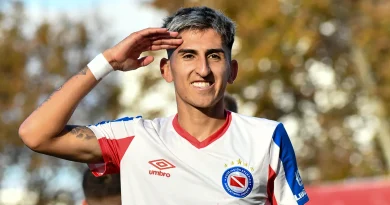 Mercado da Bola: Vasco encaminha a contratação de meia argentino Mercado da Bola: Vasco encaminha a contratação de meia argentino