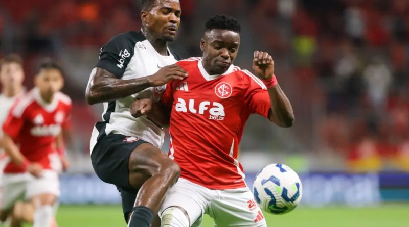 Internacional vence o Corinthians e abre vantagem na Copa do Brasil