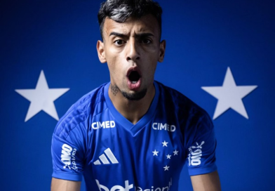Cruzeiro anuncia contratação de Lucho Rodríguez, atacante da Seleção Uruguaia