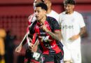 Vitória vence Botafogo no Barradão e sobe na tabela Vitória vence Botafogo no Barradão e sobe na tabela
