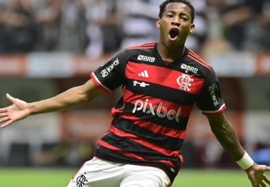 Gonzalo Plata retorna ao Flamengo após ser reprovado nos exames médicos na Rússia Gonzalo Plata retorna ao Flamengo após ser reprovado nos exames médicos na Rússia