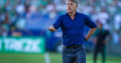 Grêmio anuncia contratação do técnico Renato Gaúcho Grêmio anuncia contratação do técnico Renato Gaúcho