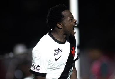 Vasco vence o Vitória no Barradão e avança às semifinais da Copa do Brasil Vasco vence o Vitória no Barradão e avança às semifinais da Copa do Brasil