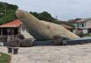 Turismo: Praça da Baleia em Rio das Ostras (RJ)