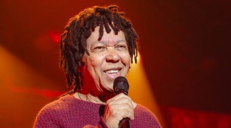 Prefeitura do Rio confirma show de Djavan pela primeira vez no Réveillon de Copacabana Prefeitura do Rio confirma show de Djavan pela primeira vez no Réveillon de Copacabana