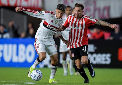 Flamengo empata com Estudiantes em La Plata e decide vaga na final da Libertadores no Maracanã Flamengo empata com Estudiantes em La Plata e decide vaga na final da Libertadores no Maracanã